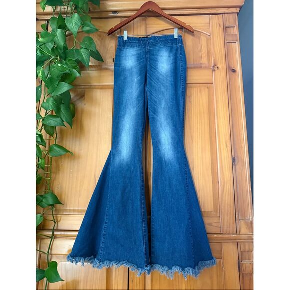 Judith March Boho Flare Jeans M – Fringe Hem Bell Bottom Denim with Aztec Back P - Picture 2 of 12